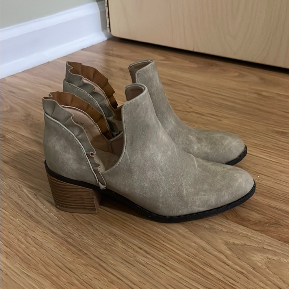 Women's Tan Ruffle Ankle Boots